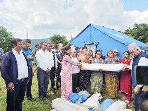 पहिरोका कारण फलेवासमा ६ परिवार विस्थापित