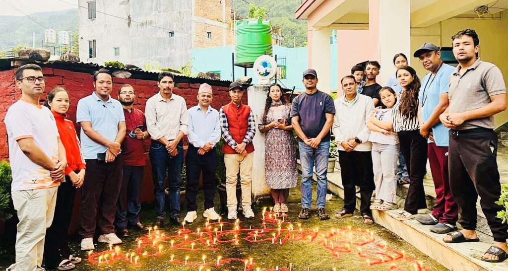 पत्रकार महासंघ बागलुङमा दीप प्रज्वलन गरि मनाइयाे संविधान दिवस