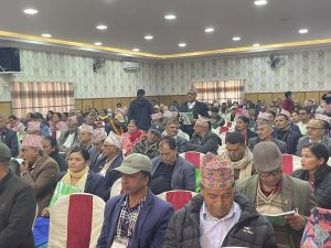 सहकारी बैंकको साधारणसभामा प्रतिनिधिको प्रश्न : पूर्व अध्यक्षलाई निवर्तमान किन बनाइयो ?