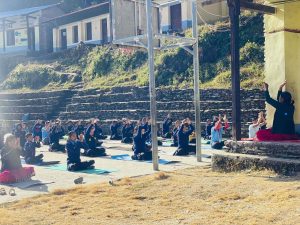 विद्योदयका विद्यार्थी र शिक्षकद्वारा सामूहिक ध्यान