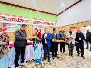 स्वास्थ्य स्वयंसेविकालाई अभिमुखीकरण