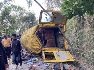 बागलुङ विद्यालय भ्यान दुर्घटना अपडेट : थप एकको मृत्यु, एक गम्भीर