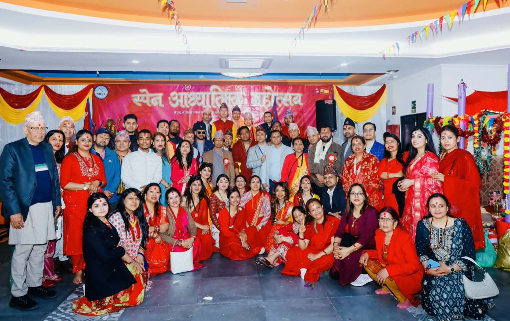 स्पेनमा नेपाल घर निर्माणका लागि महायज्ञ, तीन दिनमा १ लाख युरो संकलन