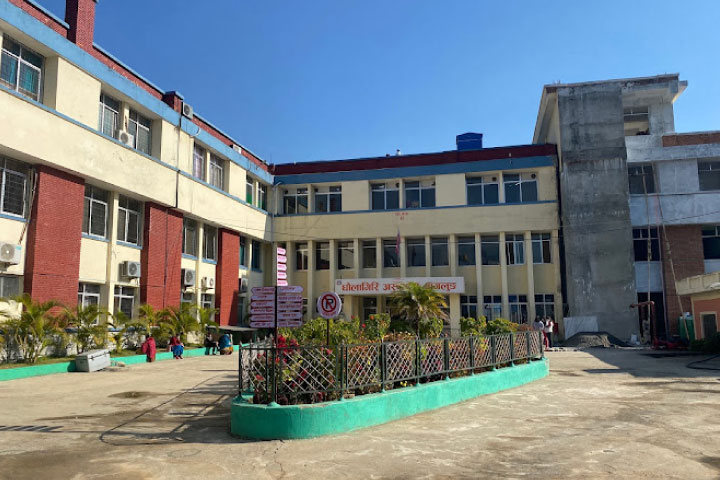 स्वास्थ्यकर्मीमाथि दुव्र्यवहार नगर्न धौलागिरि अस्पतालको आग्रह