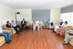 ‘के बदल्ने, के जोगाउने ?’ एमालेले देशव्यापी सुझाव संकलन सुरु गर्दै