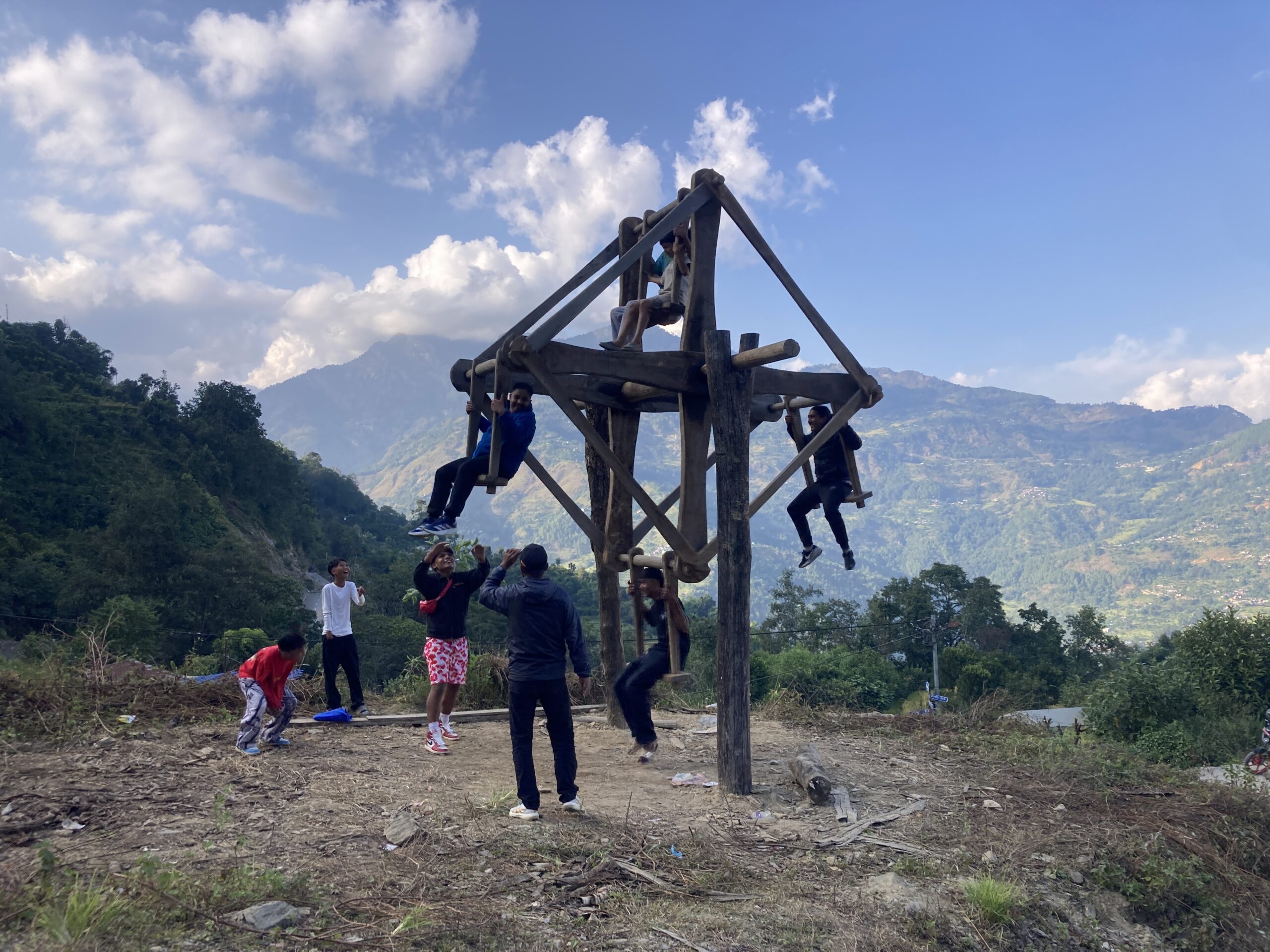 दसैँको उमङ्ग, सिगानामा चर्खेपिङको रौनक