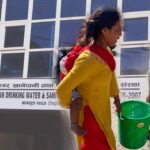 ट्याङ्कर कुर्दै गरेको उपभोक्ताको लाइनले देखाएको बागलुङको खानेपानी व्यवस्थापनको कमजोरी